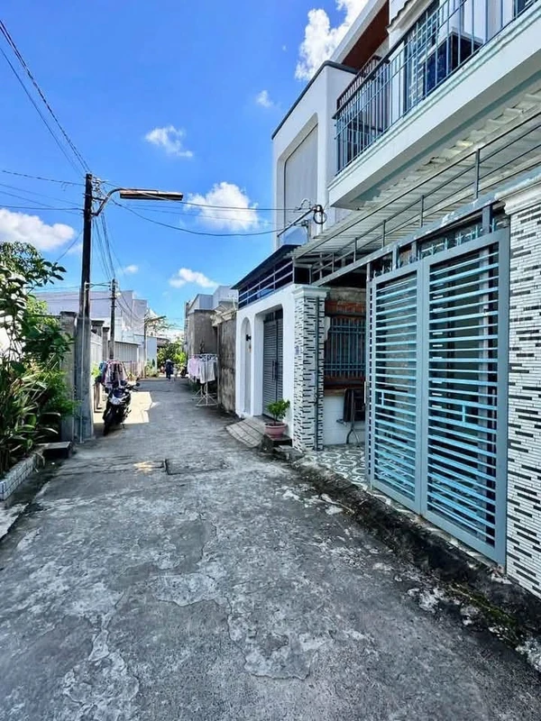 Bán nhà 3PN 80m2 hẻm CMT8 Nhà Bè 1 tỷ 930