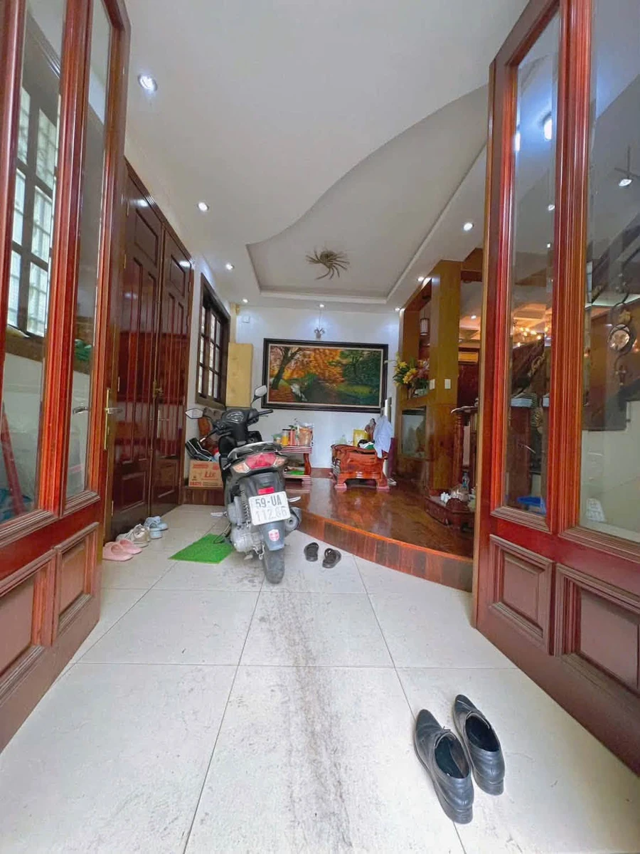Bán nhà lô góc 3 mặt thoáng 4 tầng 50m2 đường 3 Tháng 2, Quận 10 - Ảnh thu nhỏ 3