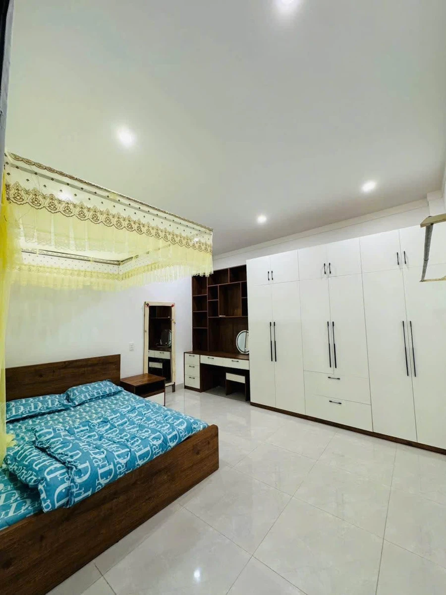 Bán nhà hẻm 50m² 3 PN Quận 1 giá 3,09 tỷ - Ảnh thu nhỏ 2
