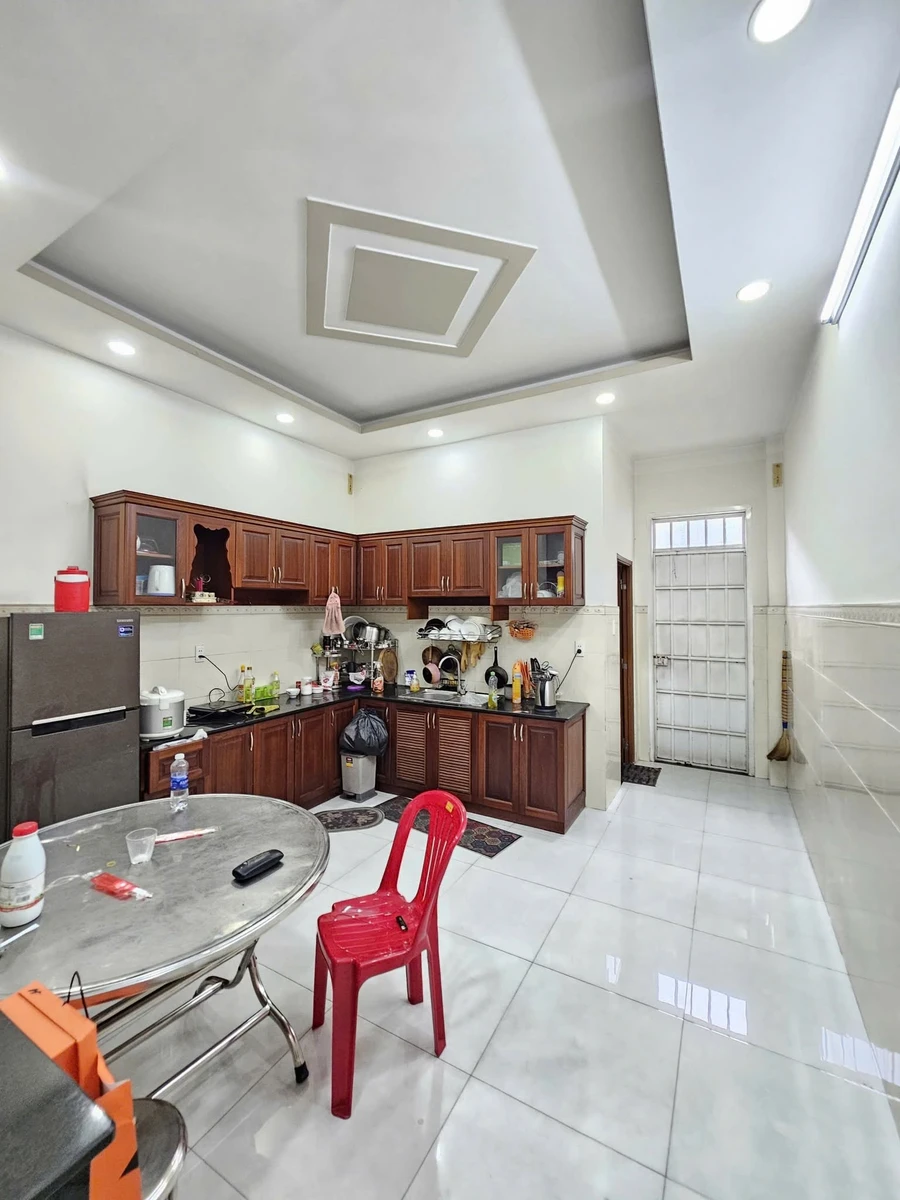 Bán nhà 1 trệt 2 lầu 60,7m2 4 tỷ Dĩ An - Ảnh thu nhỏ 5