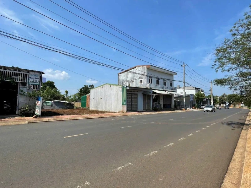 Bán đất mặt tiền đường Mai Thị Lựu 5x12m, thổ cư 100%, Buôn Ma Thuột