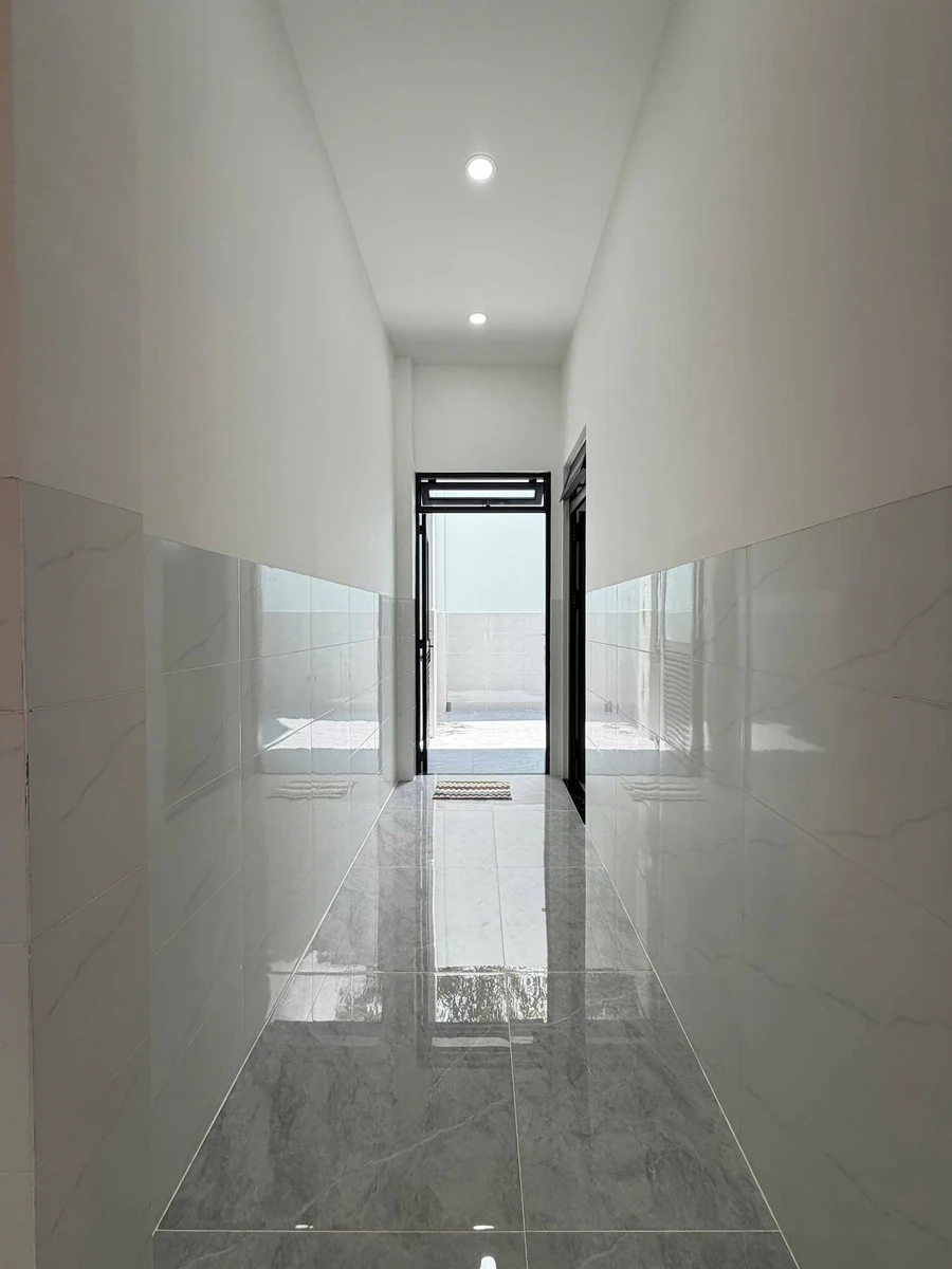 Bán nhà 115m² 3 phòng ngủ Mỹ Hạnh Nam Hóc Môn 2,95 tỷ - Ảnh thu nhỏ 5
