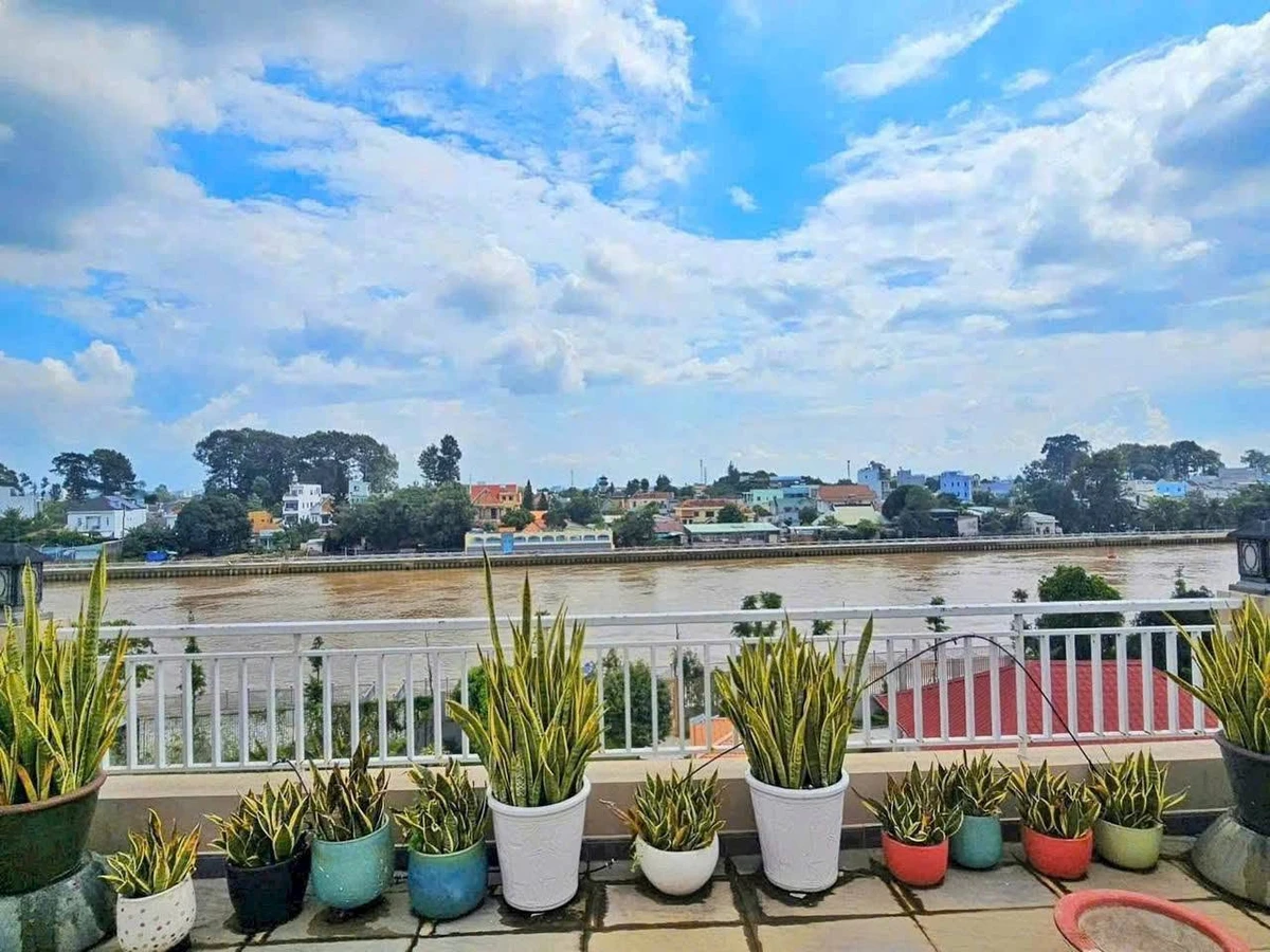 Bán nhà mặt tiền 122m² Đồng Nai giá 8.2 tỷ - Ảnh thu nhỏ 3