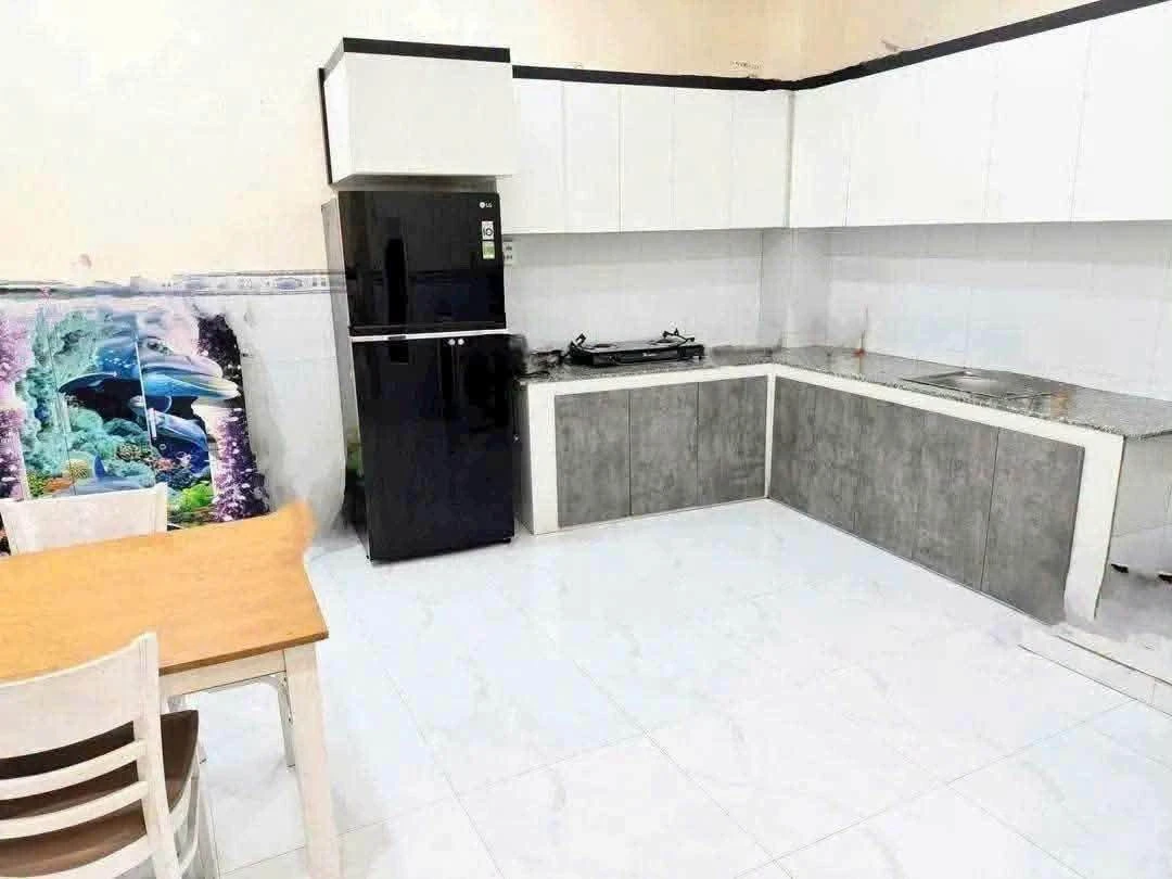 Bán nhà mặt tiền U Minh 10, 4,65x17m, 1 trệt 1 lầu, 2 phòng ngủ, gần chợ Rạch Sỏi - Ảnh thu nhỏ 3
