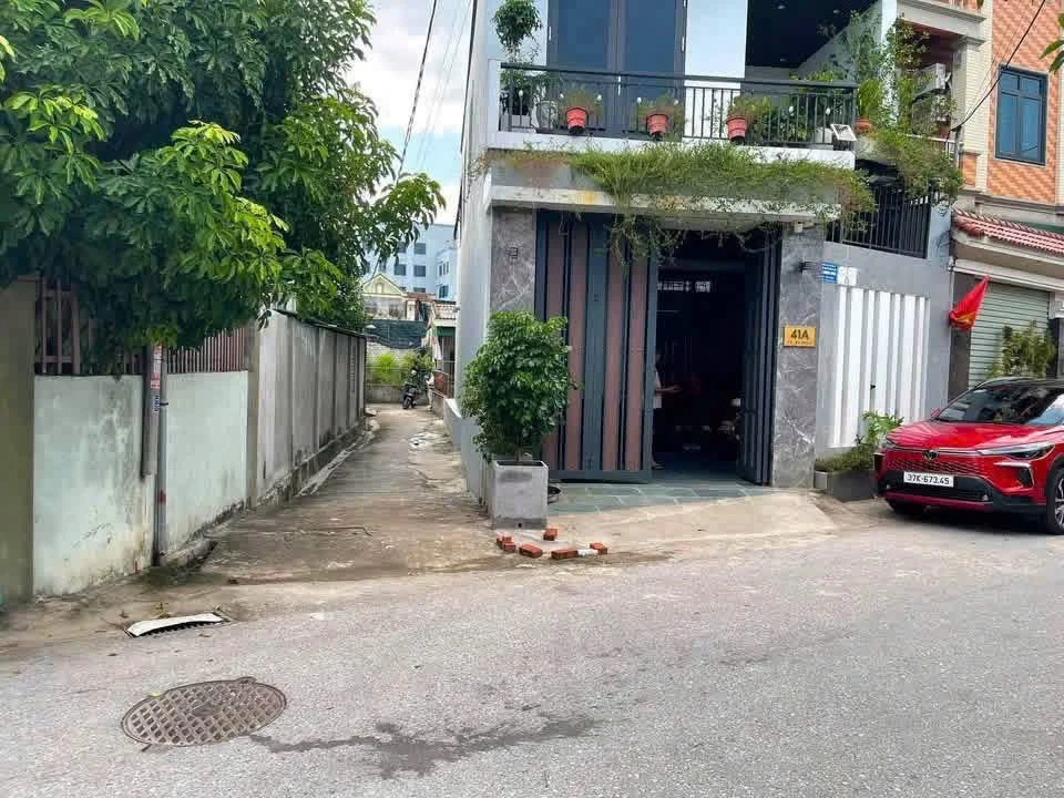 Bán nhà cấp 4 2 phòng ngủ 73m² Trung Đô - Ảnh 1