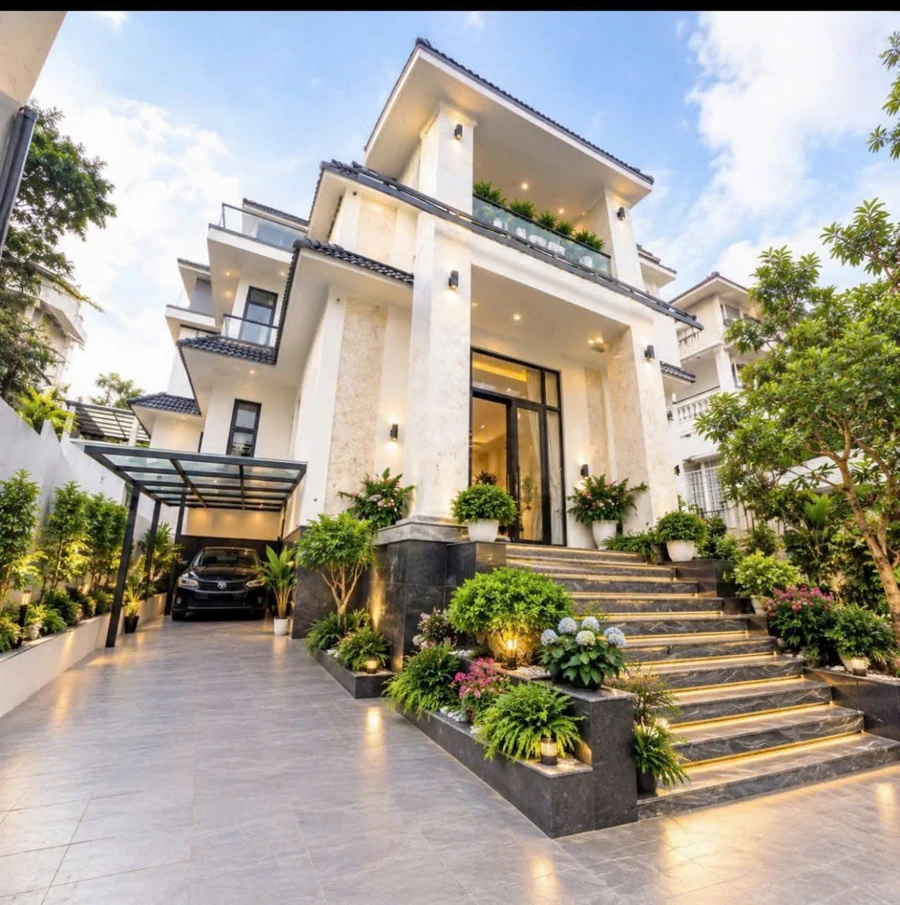 Bán tòa nhà mặt tiền Trần Khánh Dư Đà Lạt 585m² 65 tỷ - Ảnh thu nhỏ 2