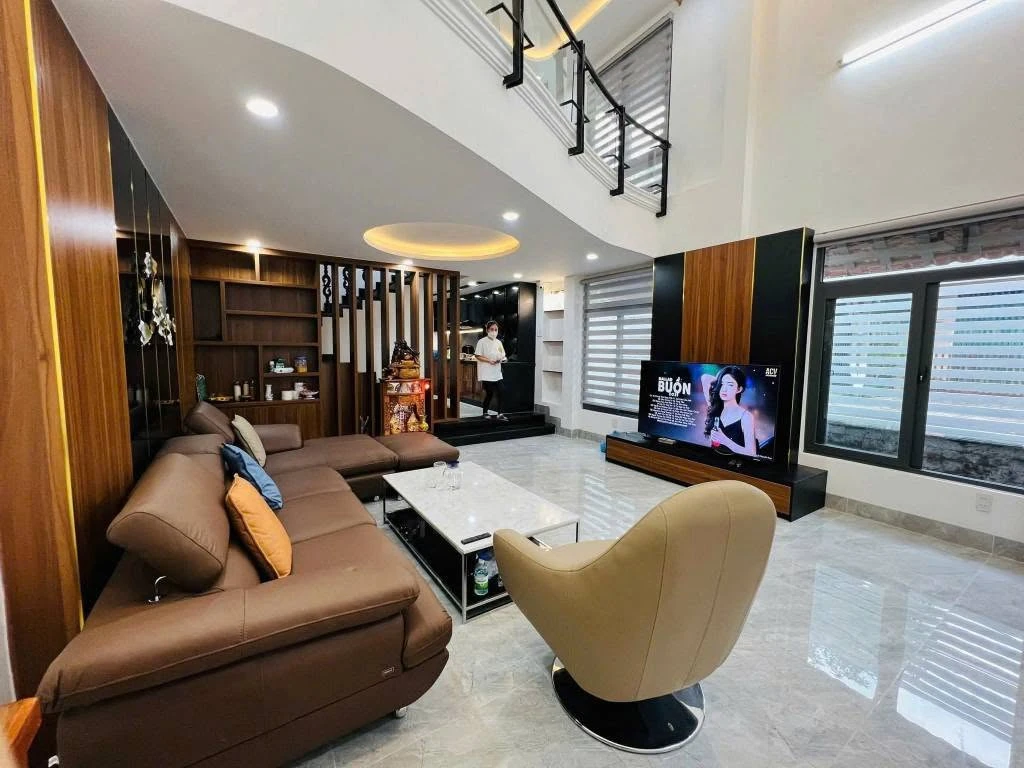 Biệt thự 3 tầng 80m² giá 5 tỷ Lê Duẫn, Đà Nẵng - Ảnh thu nhỏ 2