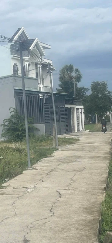 Bán nhà Bến Lức Long An 105m² giá 1 tỷ 350