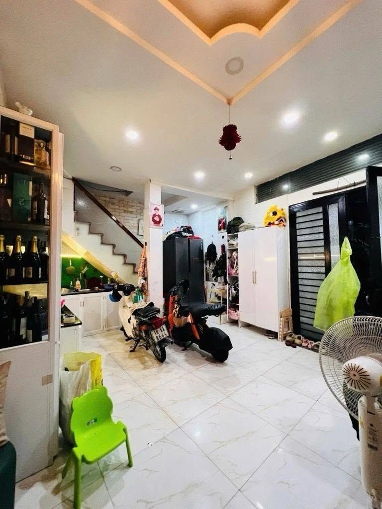 Bán nhà 3 tầng 31m² Phú Nhuận trên 5 tỷ - Ảnh thu nhỏ 4