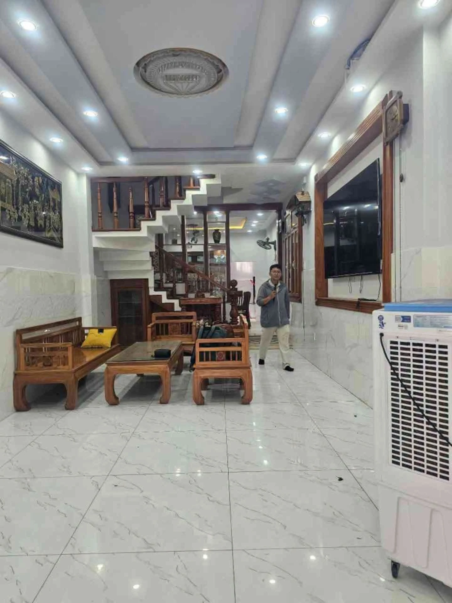 Bán nhà 3 tầng 64m² mặt tiền kinh doanh Bình Tân 9 tỷ - Ảnh 1