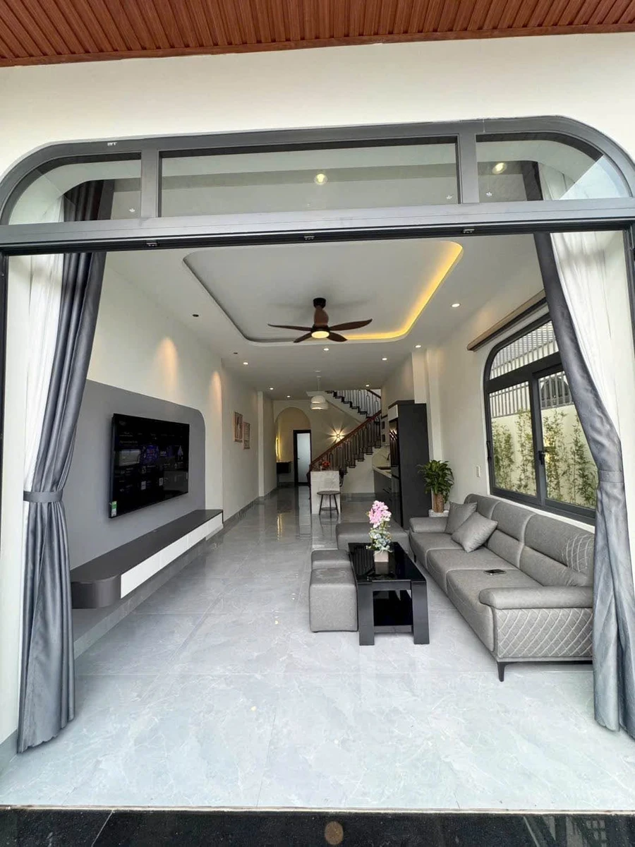 Bán nhà 2 tầng 5x22m sau lưng chợ Ea Kao, Buôn Ma Thuột giá 2,78 tỷ - Ảnh thu nhỏ 2