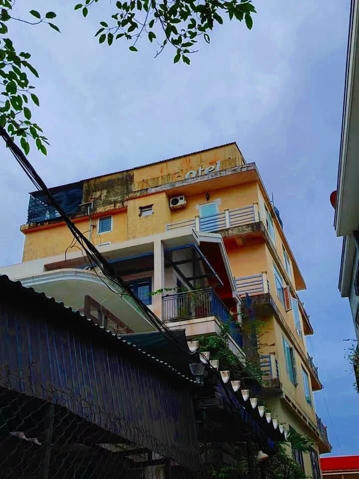 Bán khách sạn 6 tầng 20 phòng Huế, 5,66 tỷ, 785m² - Ảnh 1