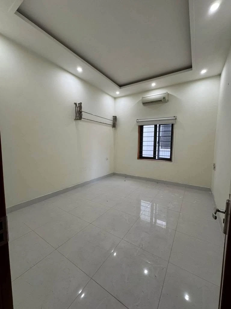 Bán nhà 4PN, 222m² đường Hoà Minh, Bình Tân - Ảnh thu nhỏ 3