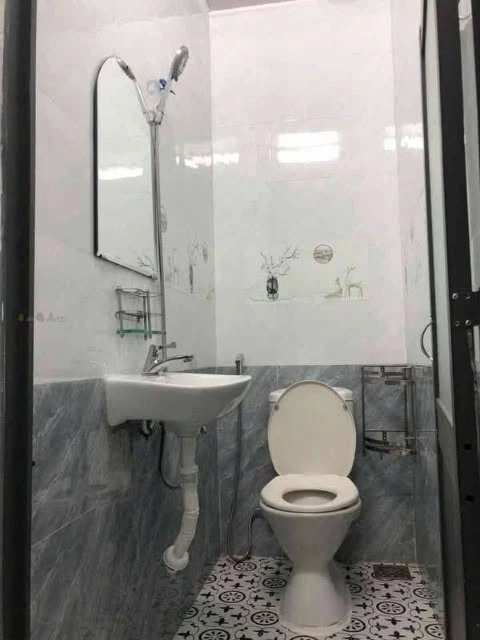 Bán nhà 3PN 60m2 gần Emart Phan Văn Trị, hơn 6 tỷ - Ảnh thu nhỏ 2