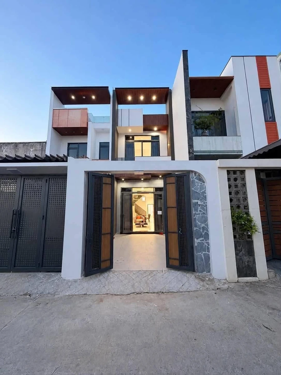 Bán nhà phố 140m² 3PN gần Big C Tân Hiệp, Biên Hòa - Ảnh thu nhỏ 2