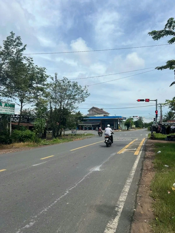 Bán nhà mặt tiền Nguyễn Văn Linh Tây Ninh 80m² 3 phòng ngủ 2 tỷ 390 triệu