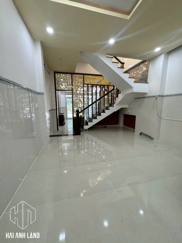 Bán nhà mặt tiền Trần Nhật Duật, 2 PN, 84.6m², Rạch Giá, Kiên Giang