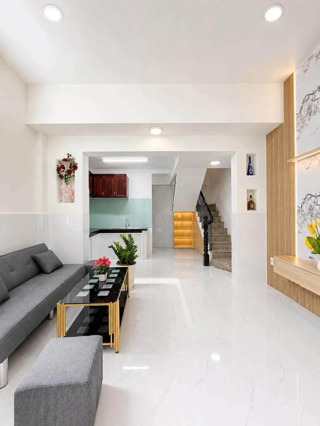 Bán nhà BTCT 4 tầng 28m², 4PN, khu Phan Văn Trị, Phường 11, Bình Thạnh - Ảnh 1