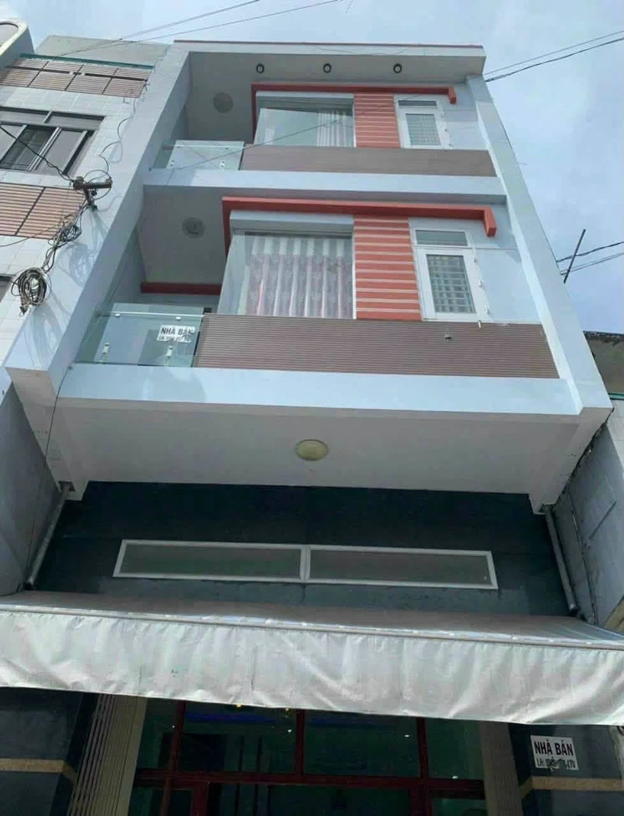 Bán nhà mặt tiền Phan Chu Trinh, 42m², 3PN Quy Nhơn - 4,8 tỷ - Ảnh 1