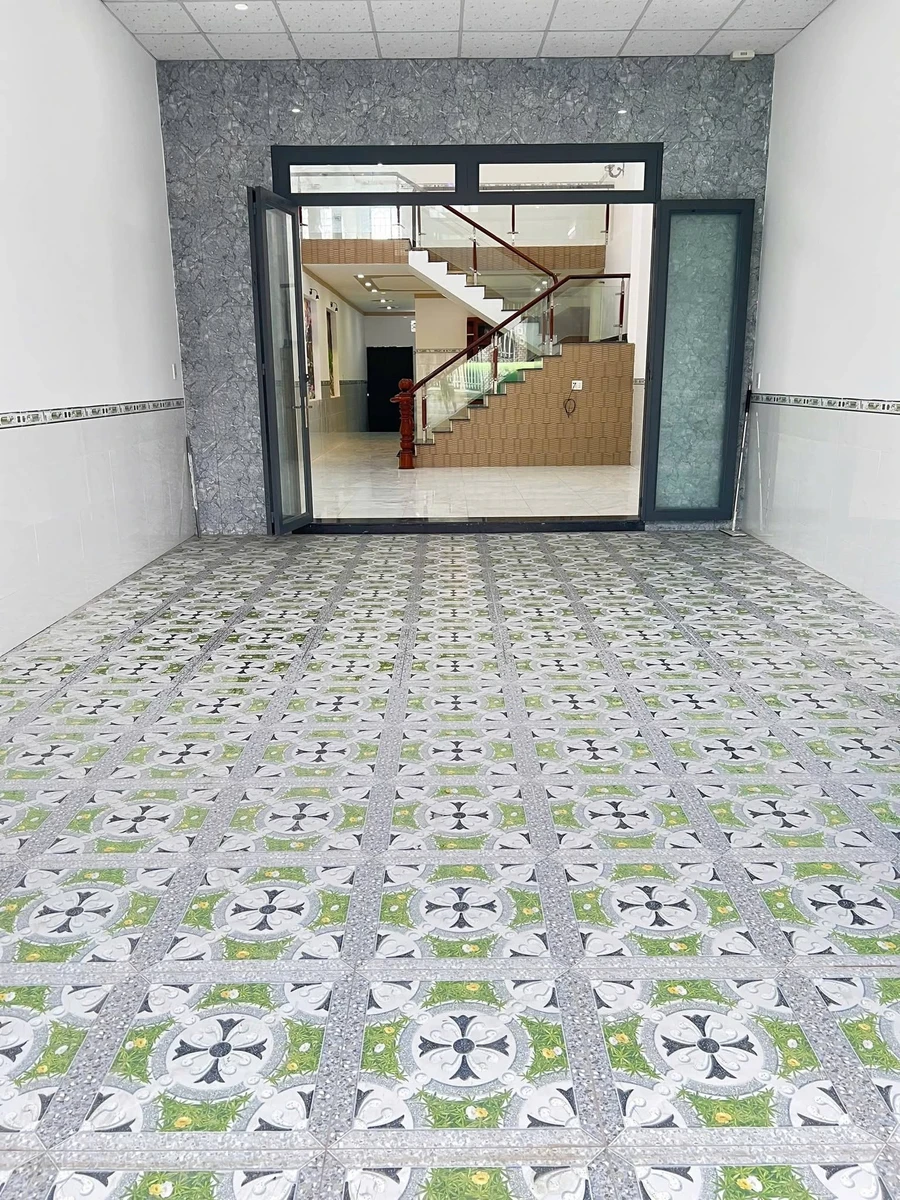 Bán nhà trệt lửng 115m² 3 PN 2 mặt tiền Nguyễn Thái Học - Ảnh thu nhỏ 5