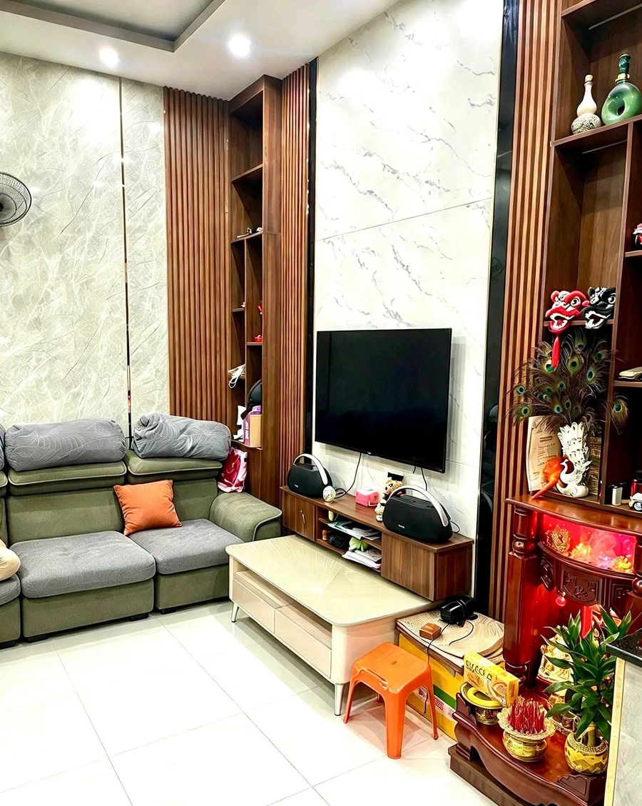 Bán nhà 3 tầng 105.5m² Trần Hưng Đạo Quy Nhơn 2 tỷ 450 - Ảnh thu nhỏ 2