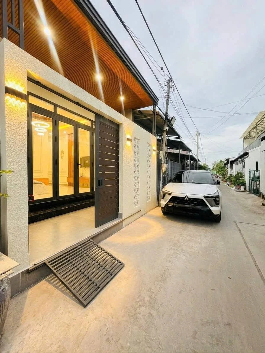 Bán nhà hẻm 85 Nguyễn Cư Trinh, 75m2, 2 phòng ngủ, gần chợ 30/4 Rạch Giá - Ảnh thu nhỏ 2