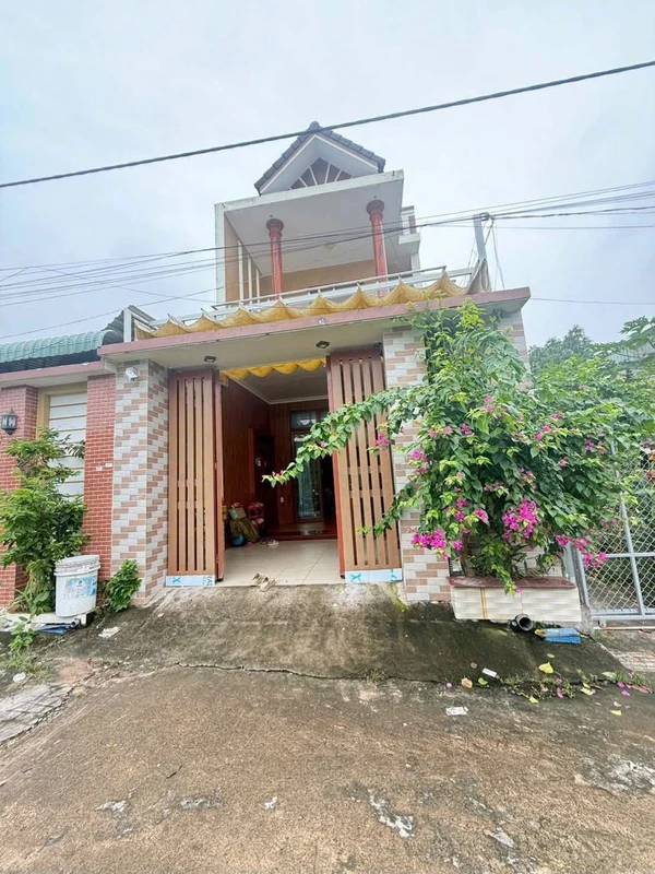 Bán nhà 1 triệt 1 lầu 3PN 80m² Tam Phước