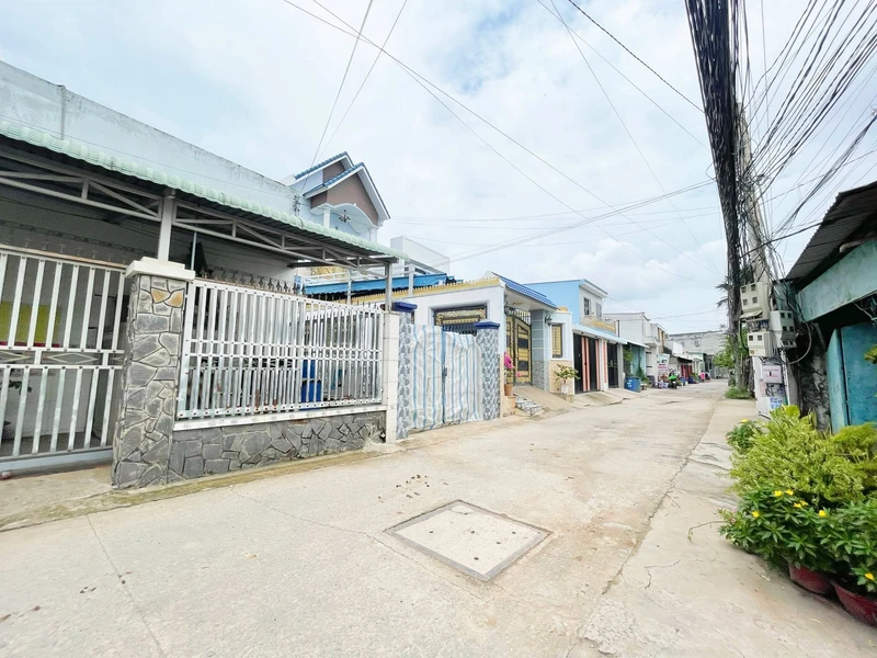 Bán lô đất 580m² xây trọ Đức Hoà 4,3 tỷ