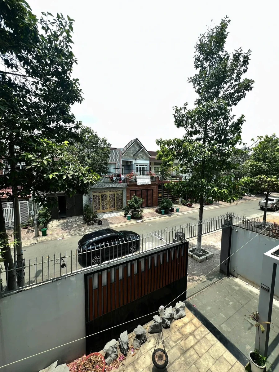 Bán biệt thự 4 phòng 230m2 Bửu Long Biên Hòa 11.9 tỷ - Ảnh thu nhỏ 2