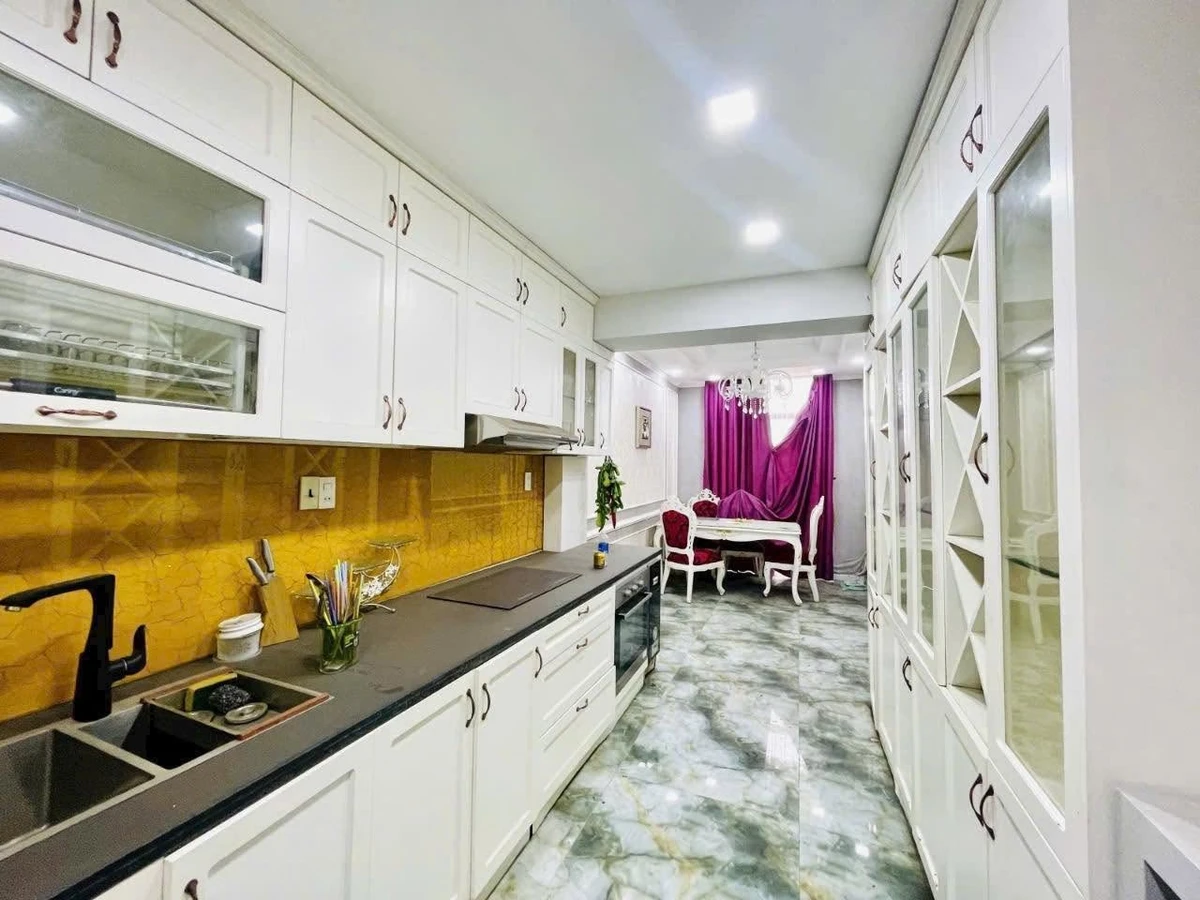 Bán nhà mặt tiền Cách Mạng Tháng 8, 4 tầng, 40m², 8.4 tỷ - Ảnh thu nhỏ 3