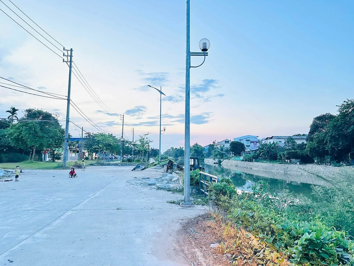 Bán mặt tiền đất 702m2 Vạn Xuân Huế, view công viên và sông - Ảnh thu nhỏ 3
