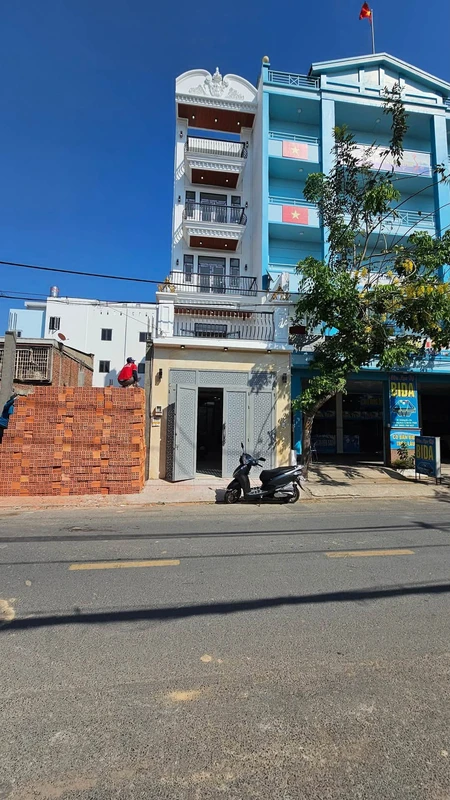 Bán nhà mặt tiền Tân Kỳ Tân Quý 104m², 5 tầng, 9,4 tỷ