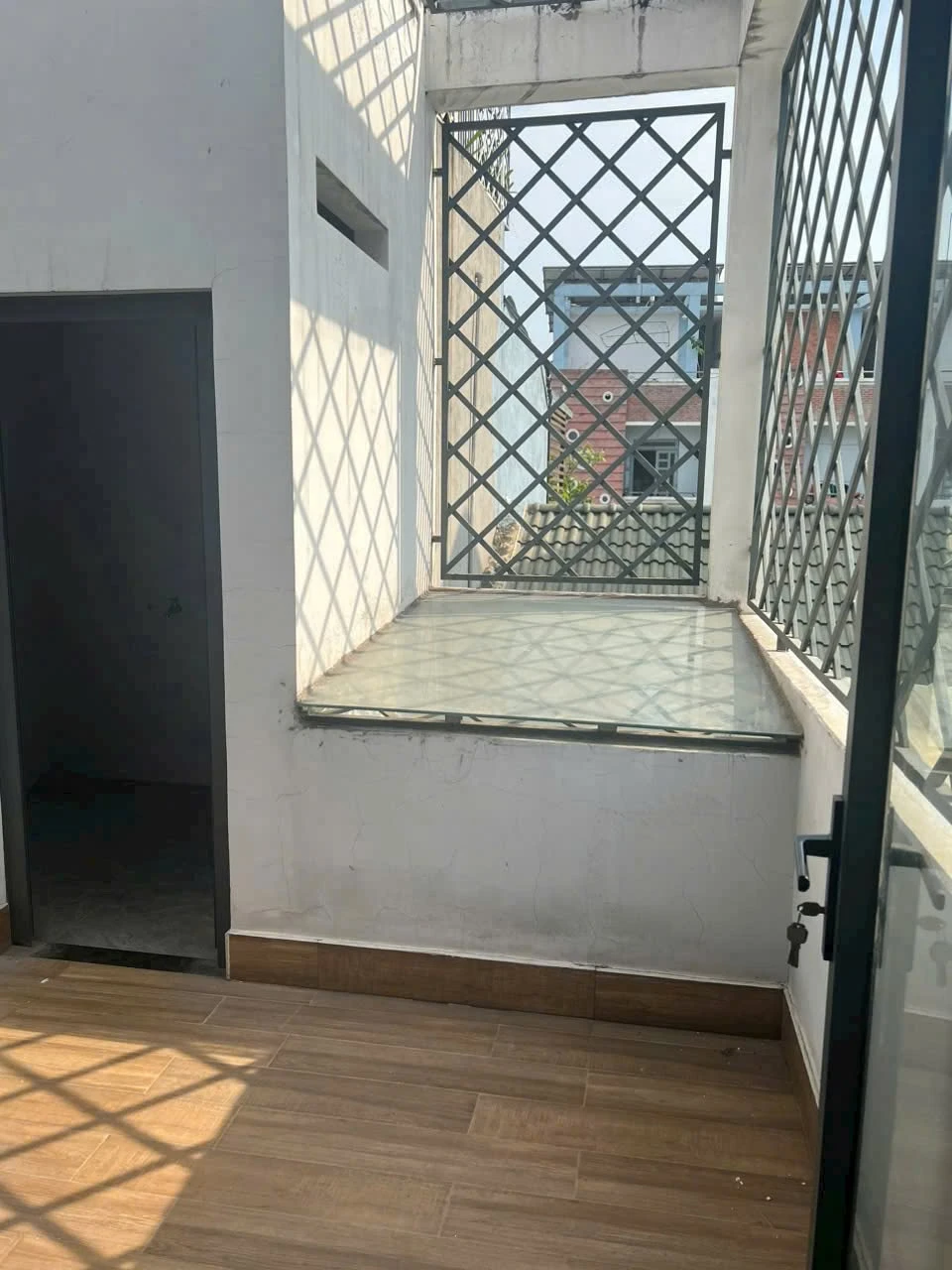 Bán nhà hẻm 8m Thái Thị Nhạn, Bàu Cát, Tân Bình, 4x16m, 4PN, 10,9 tỷ - Ảnh 1