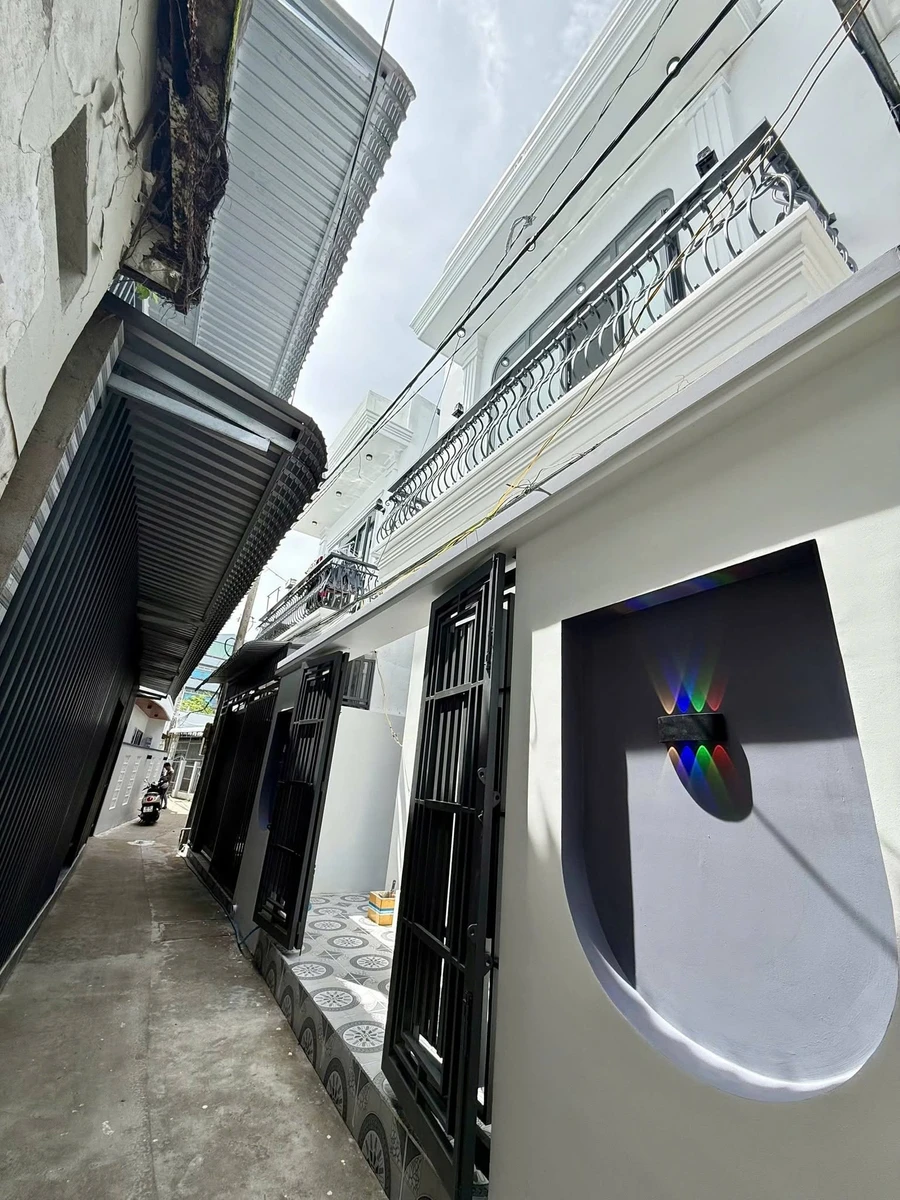 Bán nhà trệt lầu Rạch Giá, 79.7m², 3 phòng, 1 tỷ 890 triệu - Ảnh thu nhỏ 2