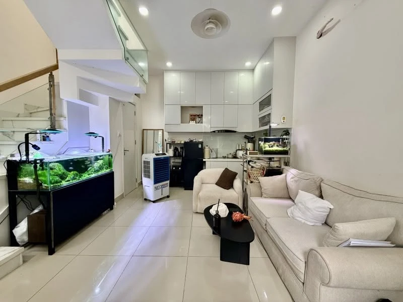 Bán nhà 4 tầng 63m2, 7PN 6WC, tặng nội thất, Phường 10, Gò Vấp giá 6,35 tỷ - Ảnh thu nhỏ 2