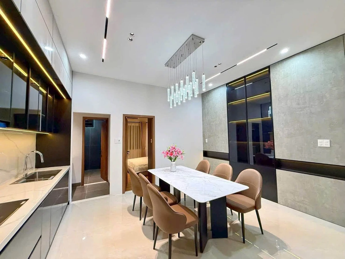 Bán nhà 2 tầng mặt tiền 90m² Hoà Minh, Đà Nẵng, 7.1 tỷ - Ảnh thu nhỏ 3