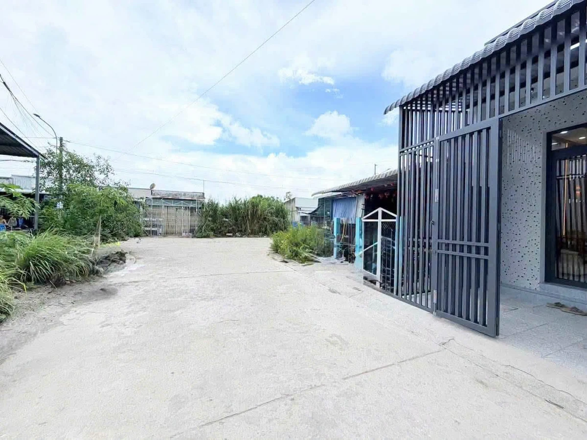 Bán nhà 80m² 2PN 2WC Đinh Thị Mai, Rạch Giá, 1 tỷ 590 triệu - Ảnh thu nhỏ 2