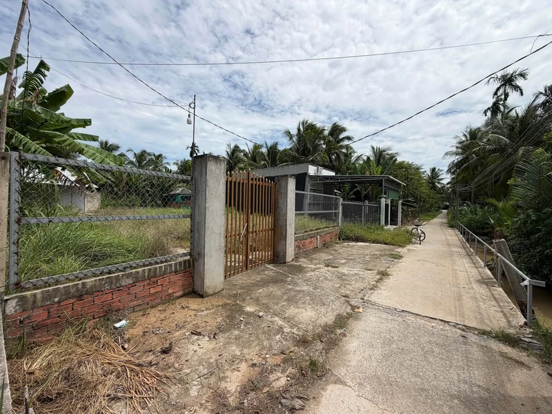 Bán nền 350m² Phước Long Giồng Trôm 1 tỷ 350