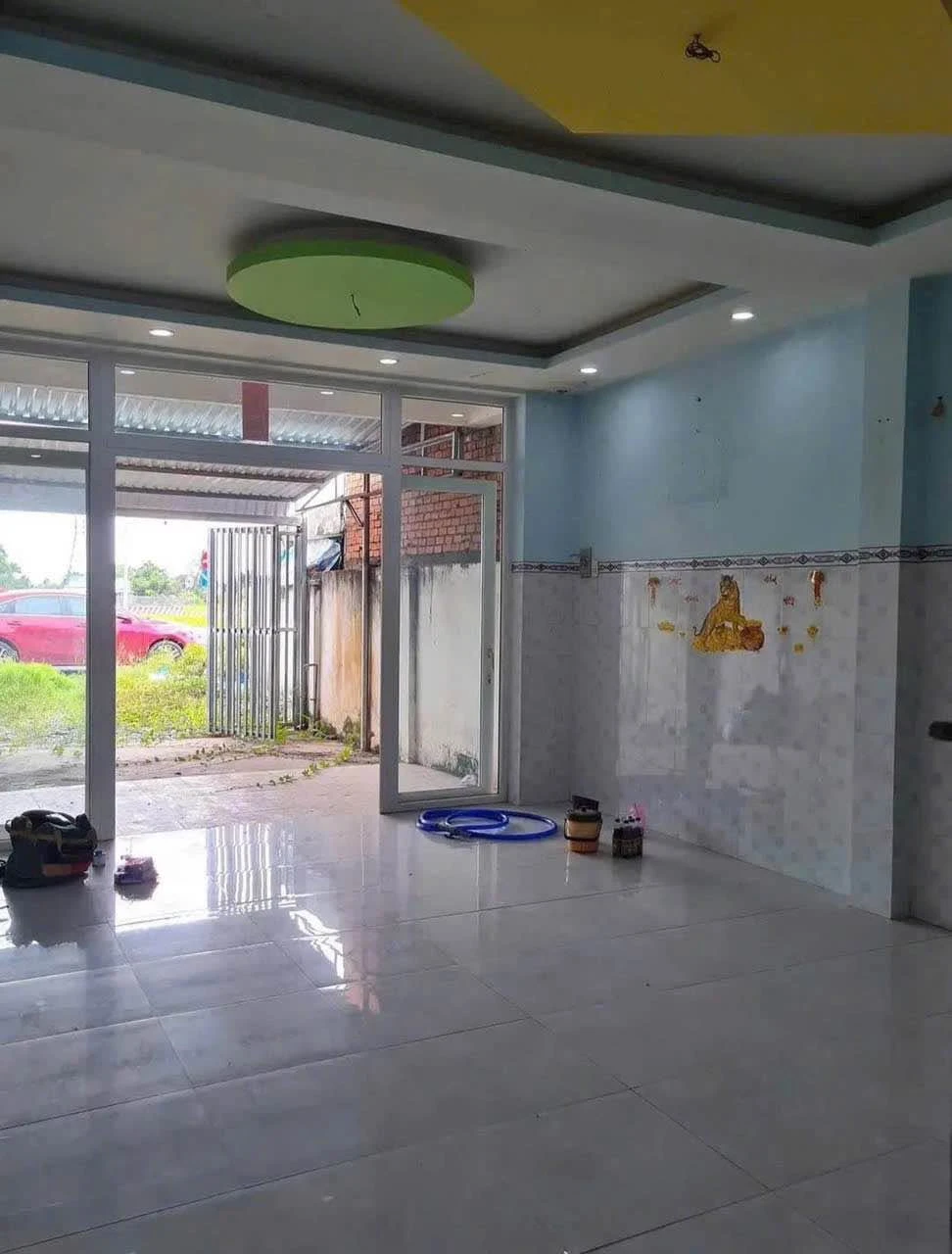 Nhà mặt tiền 1 trệt 1 lầu 141m² giá 2,4 tỷ Tân An - Ảnh 1