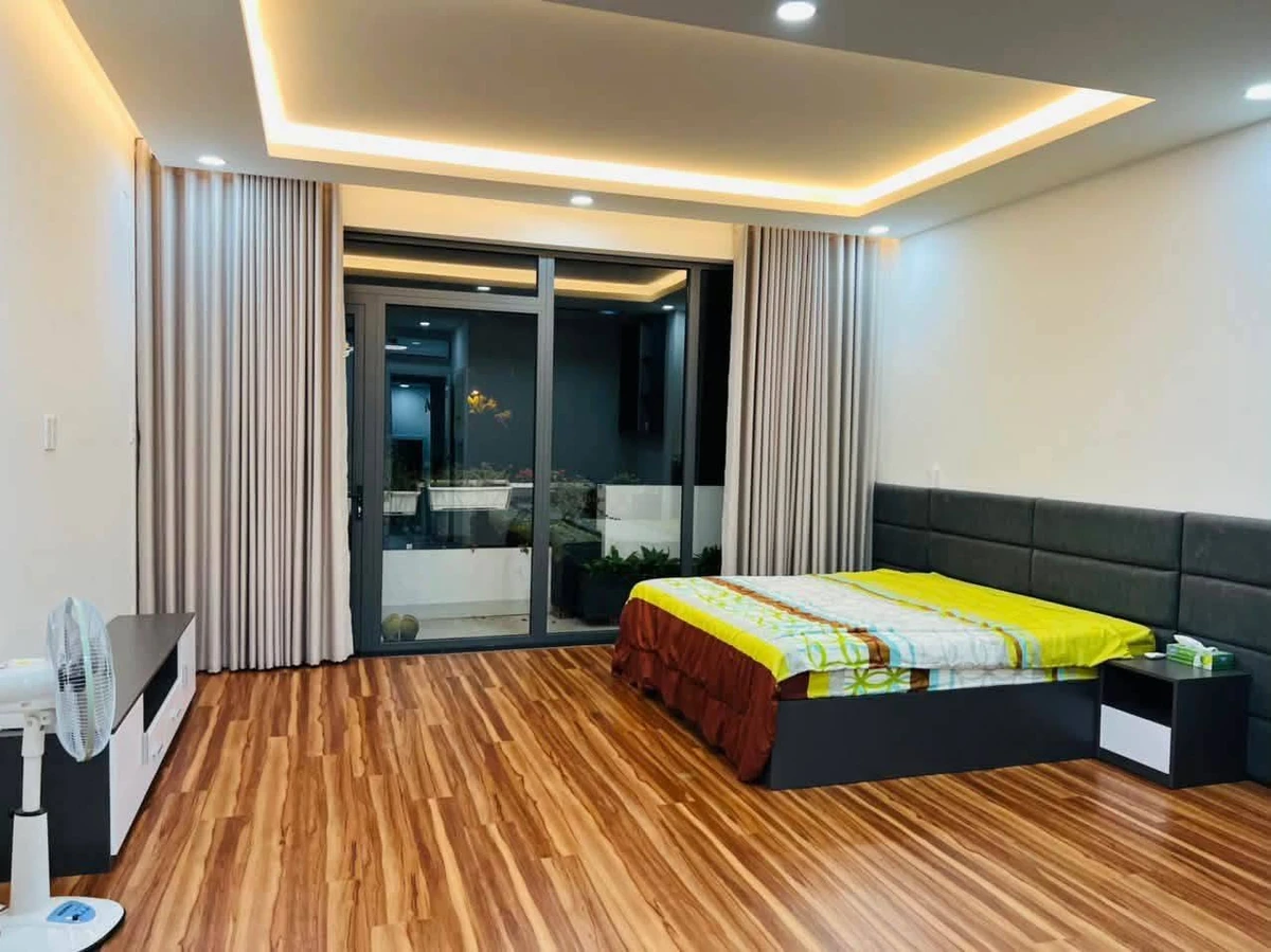 Bán nhà 1 trệt 2 lầu 4PN tại Lái Thiêu, 105m2, 6.8 tỷ - Ảnh thu nhỏ 3