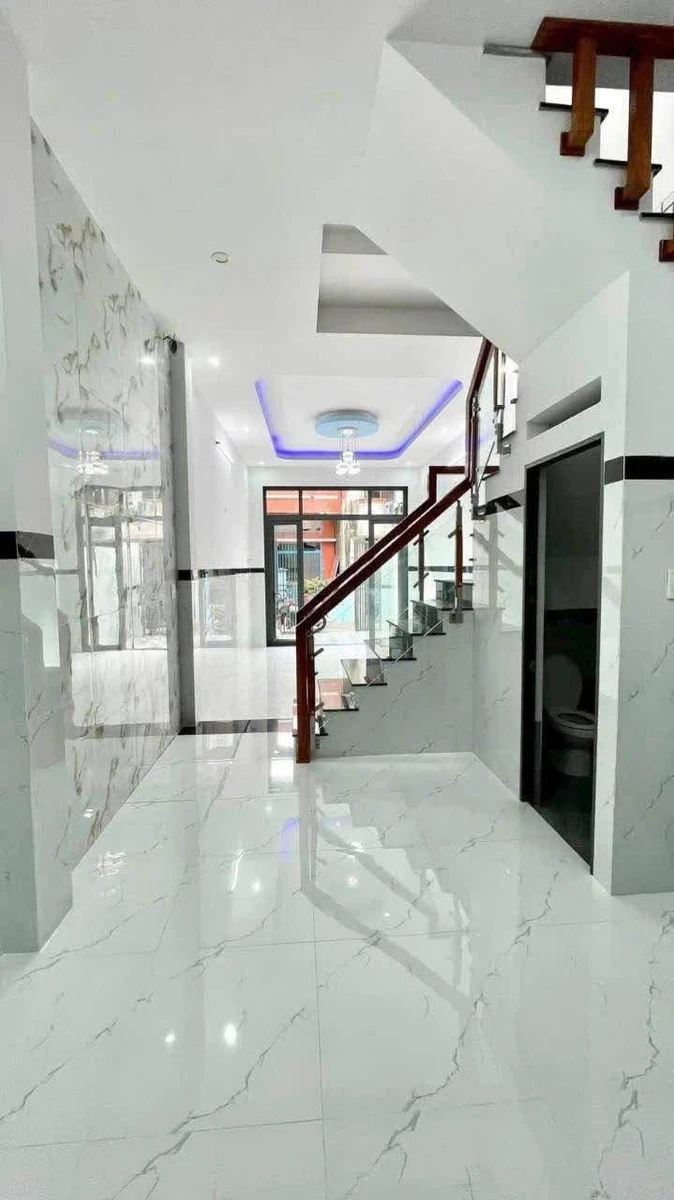 Bán nhà 3 tầng hẻm ô tô đường Hoàng Văn Thụ, Quy Nhơn, 51,5m2, 3PN 3WC - Ảnh thu nhỏ 4