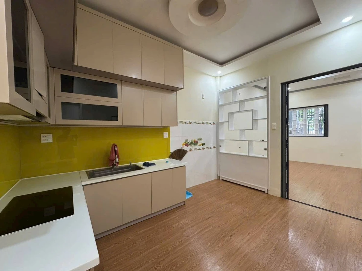 Bán nhà hẻm 102.7m2 Thủ Khoa Huân 3 tỷ - Ảnh thu nhỏ 4