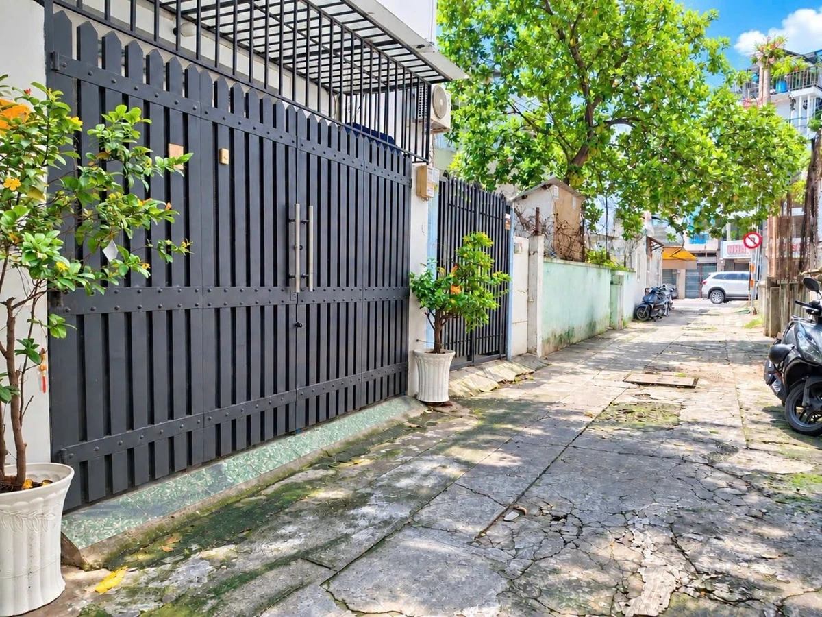 Bán nhà 4 tầng căn góc 5x15m, 4PN 4WC, xe hơi đến nhà khu Bàu Cát, giá 6 tỷ - Ảnh thu nhỏ 2