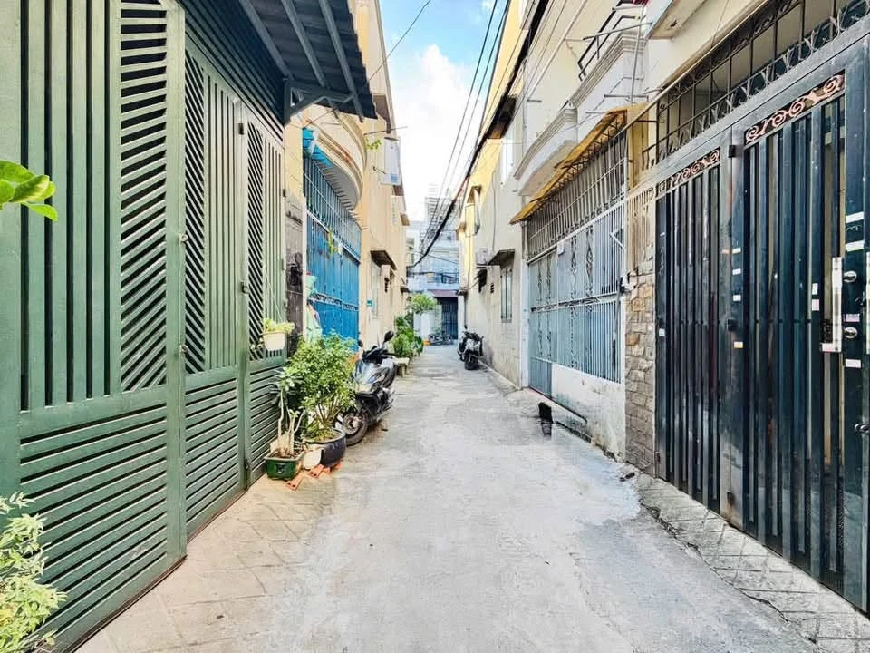 Bán nhà 3PN tầng trệt gần Coopmart Quang Trung, 38.5m², 5.35 tỷ - Ảnh thu nhỏ 3