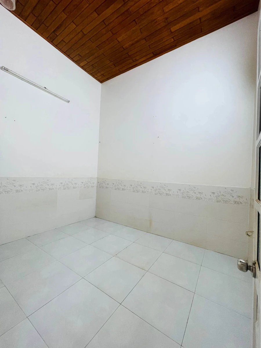 Bán nhà mặt tiền Lê Thị Riêng 96m2, 4PN giá 3.3 tỷ - Ảnh thu nhỏ 4
