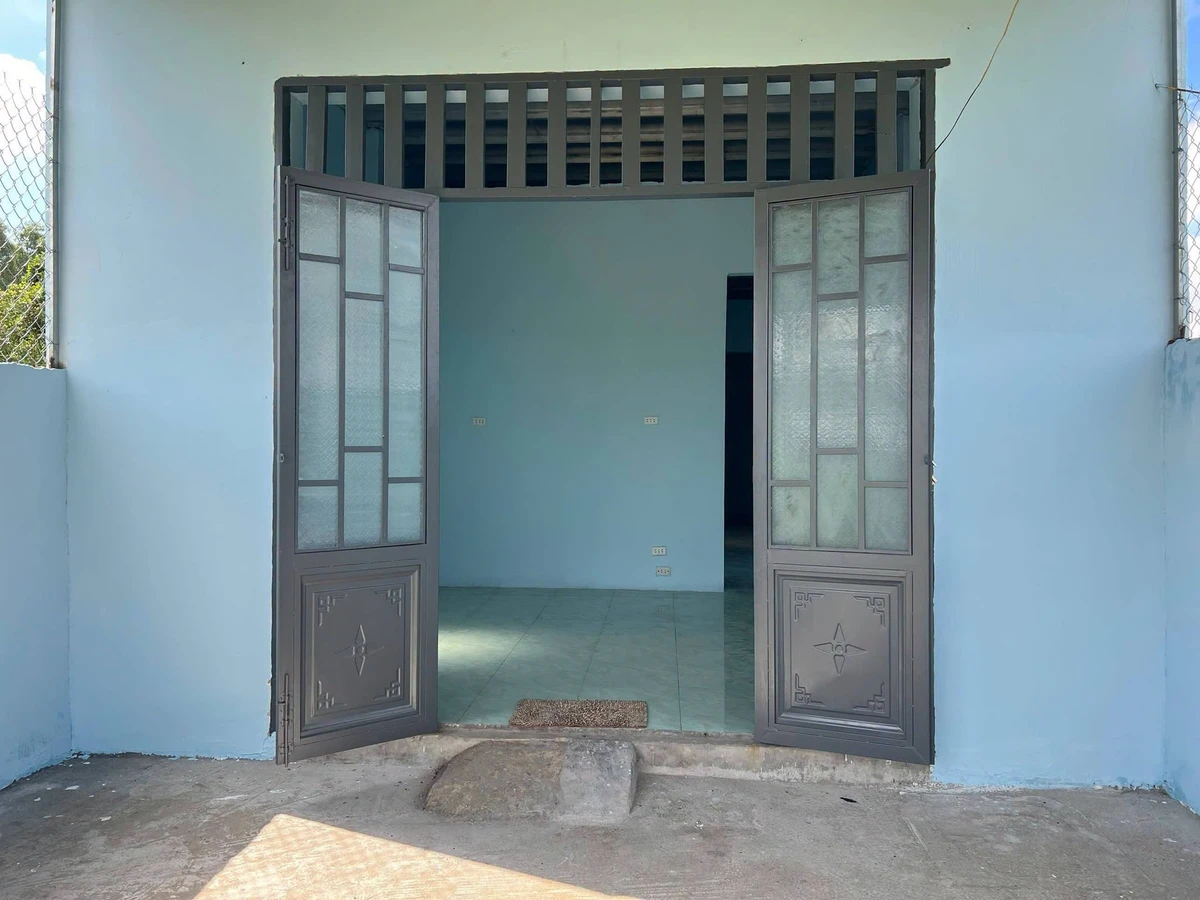 Bán nhà cấp 4 100m² giá 900 triệu Đức Hòa - Ảnh thu nhỏ 4