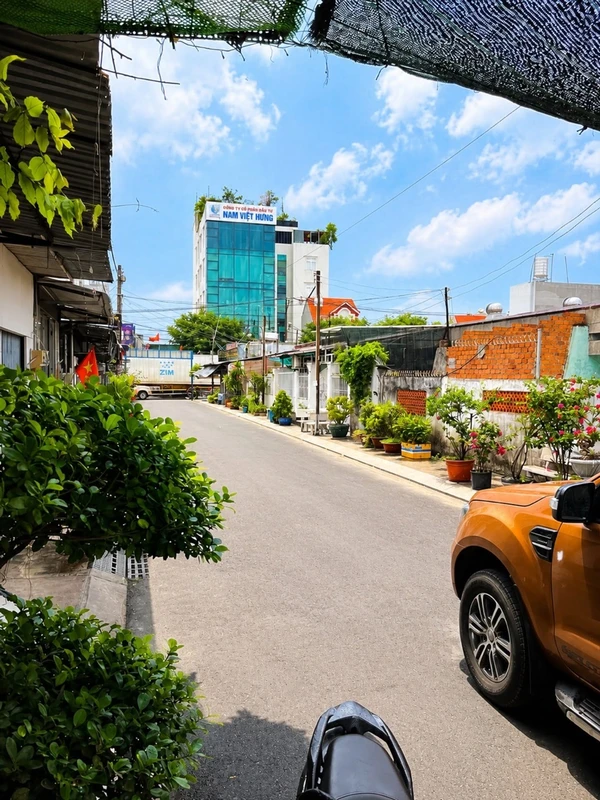 Bán đất góc 2 mặt tiền 171m2 view công viên Nguyễn Hồng Ưng giá 10 tỷ gia1ty5xx