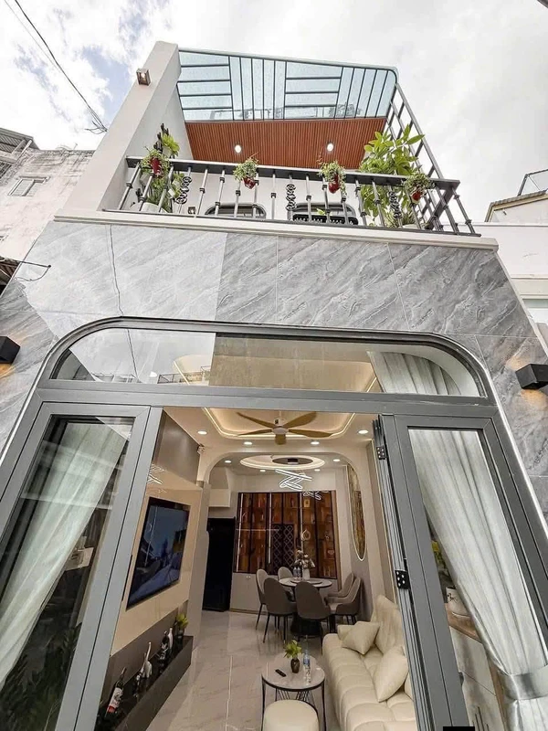 Bán nhà 5 tầng mặt phố Ngô Bệ 160m² 9 tỷ Hải Dương 760m