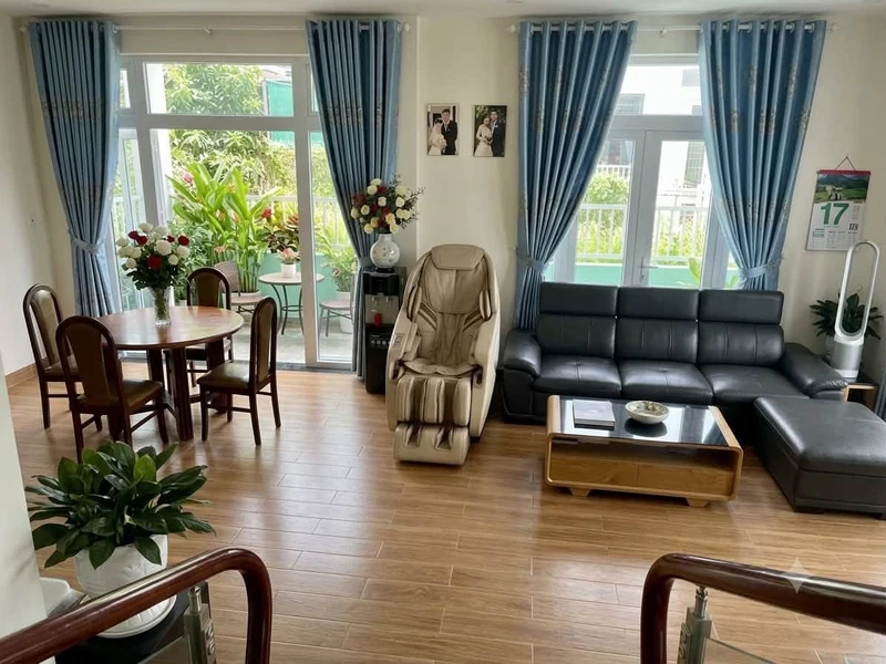Bán villa sổ riêng 200m² đường Nam Hồ, Phường 11, Đà Lạt giá 10 tỷ