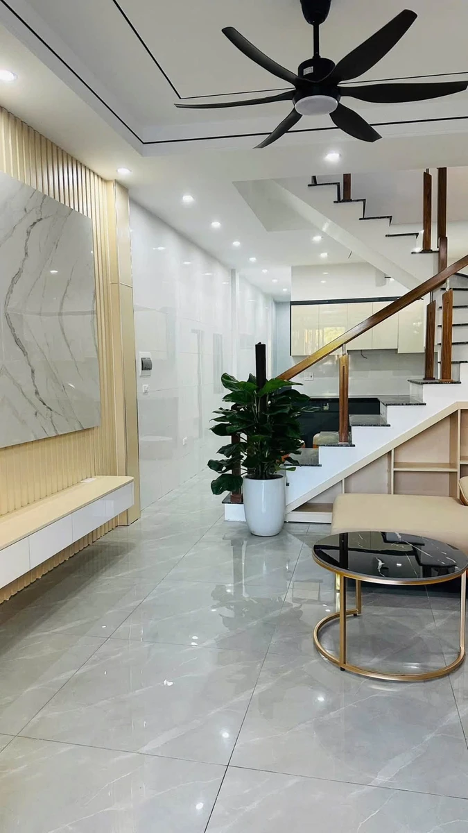 Bán nhà 2 tầng 77,6m² Vinh Phú Vinh, 3 PN, sân ô tô - Ảnh thu nhỏ 3
